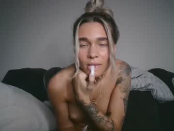 Cam for hannahmakalaxoxo