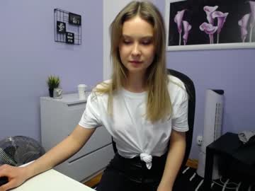 Cam for lucy_marshman