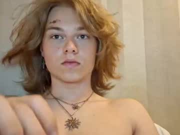 Cam for femboybrat