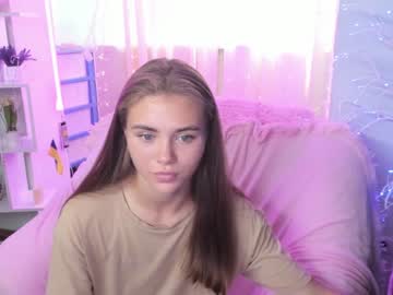 Cam for kelly_white_