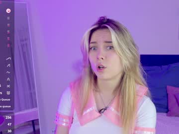Cam for oliviamur1