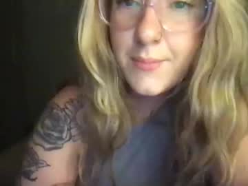 Cam for willowrain689