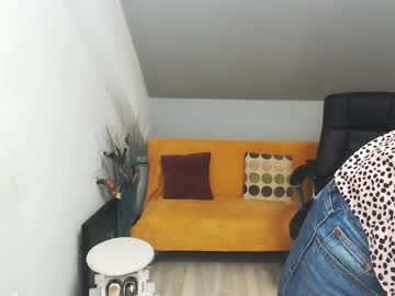 Cam for cassiejonas