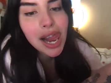 Cam for chloekittenuk