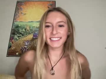 Cam for charlottebrownxo