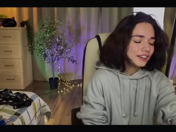 Cam for ella_flar_
