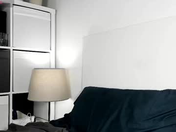 Cam for cockheadstud