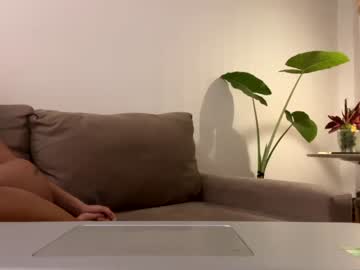Cam for littlehornycriature