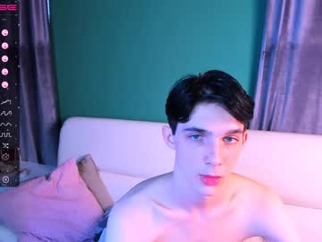 Cam for aaron_yam
