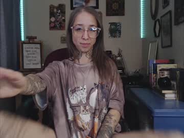 Cam for mable_may